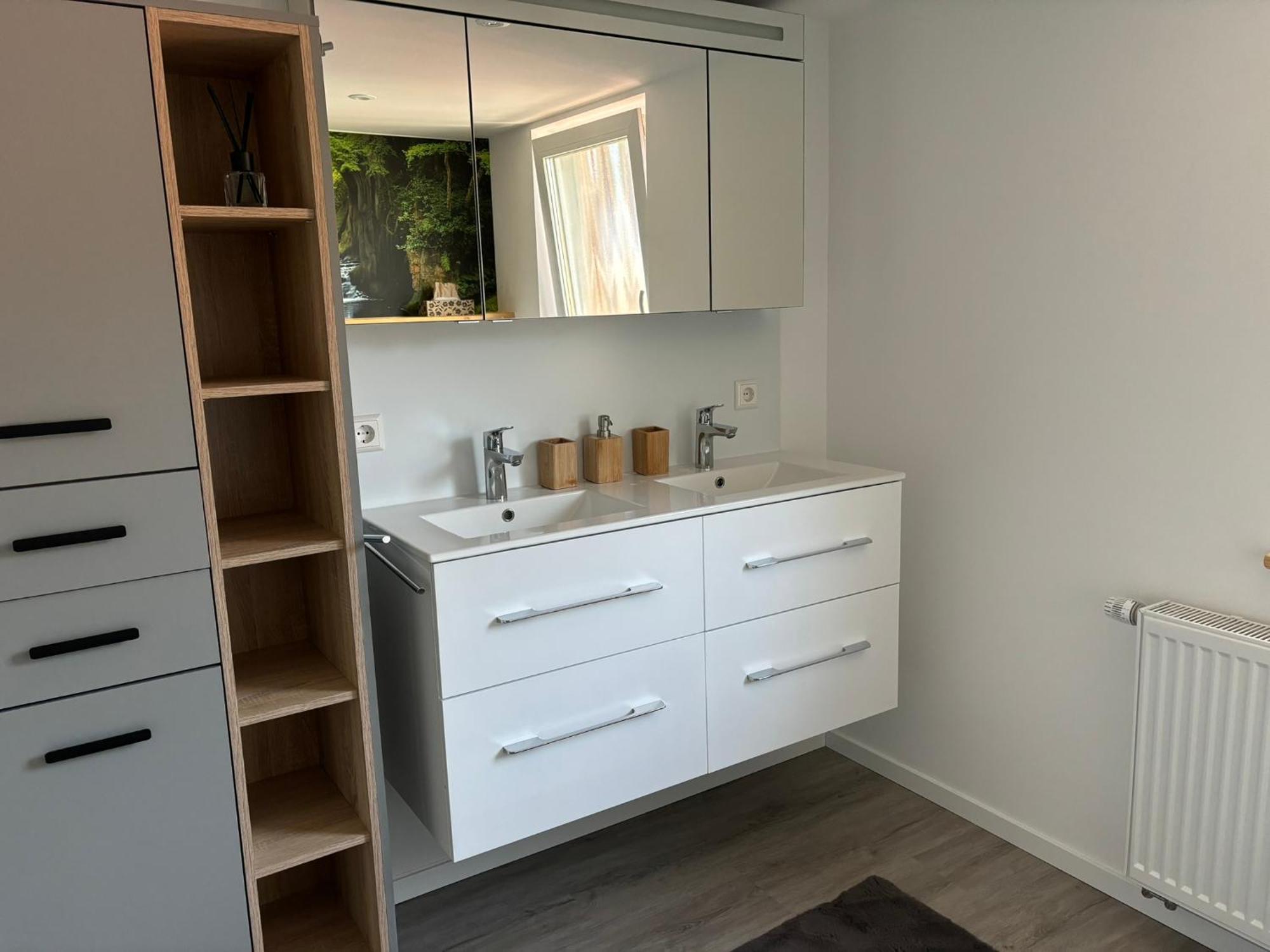 Alte Apotheke - Moderne Mit Dachgeschoss Apartment